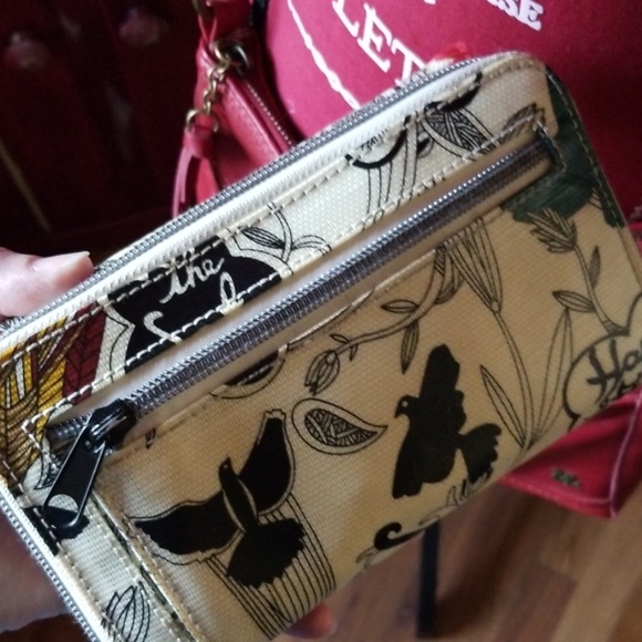 ❣️SOLD ELSEWHERE❣️Sak Purse and Wallet Bundle! - Picture 7 of 8